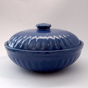 Vintage Blue Stoneware Ceramic Covered Casserole - Made in USA Farmhouse Cottage